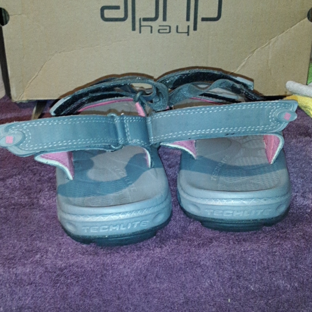 Columbia sandals